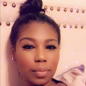 Meet your Posher, Karimah